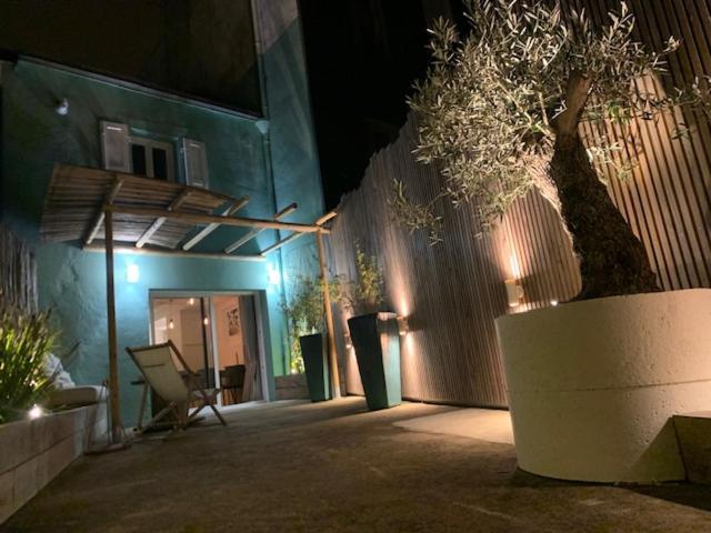 DU MANN petite maison jardin à 100m du port de Vannes avec PARKING privé Exterior foto